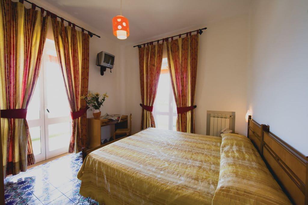 Hotel Al Bosco Forio  Exterior photo