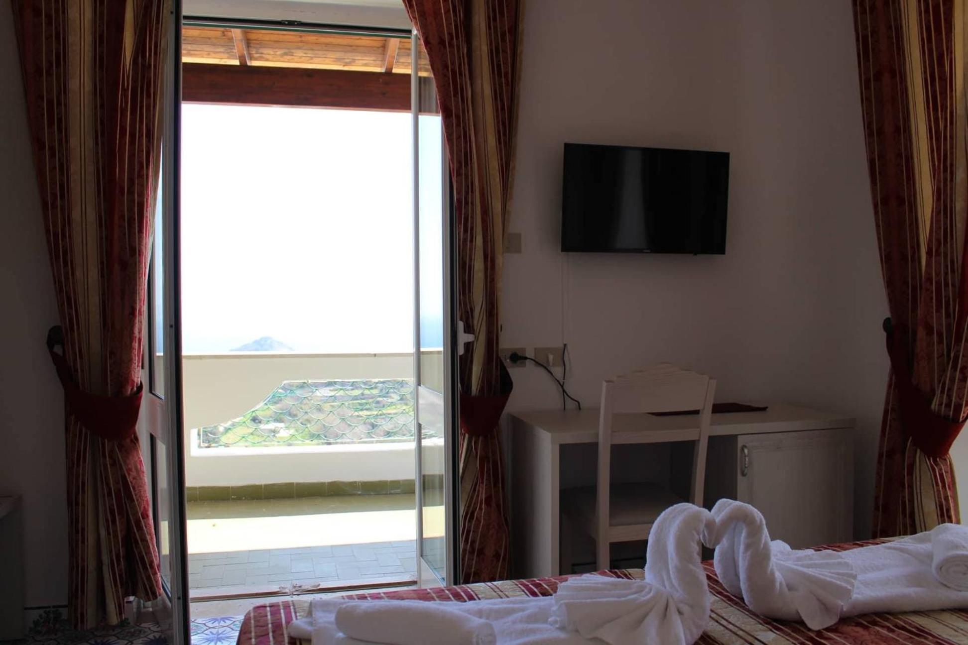Hotel Al Bosco Forio  Exterior photo